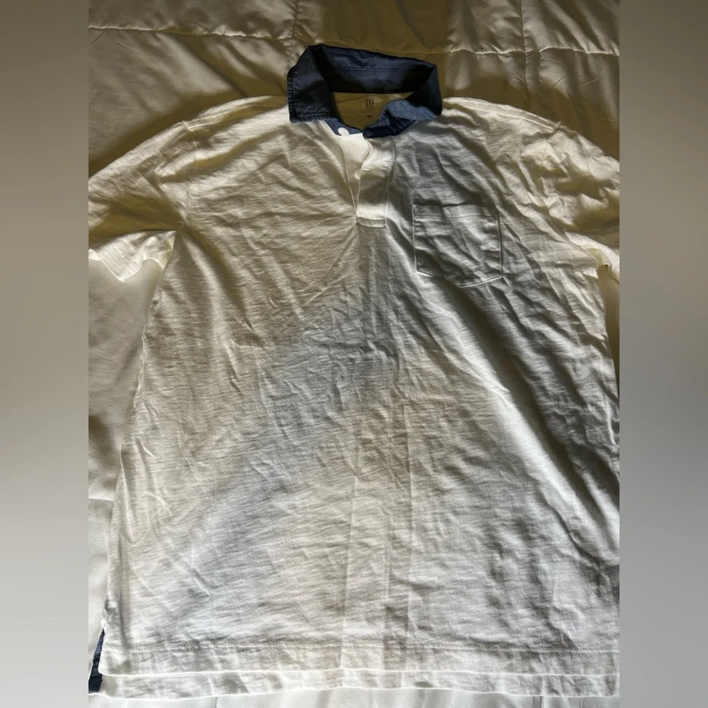 Gap Cotton Collar Polo Shirt with Chambray Collar
